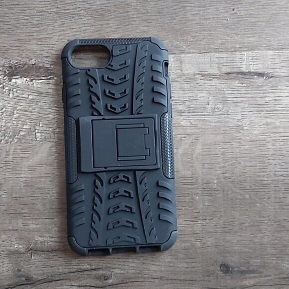 Iphone 8 Case - Picture 2 of 4